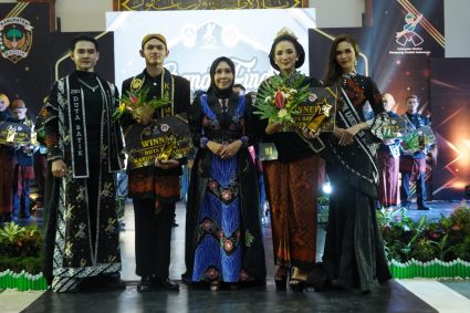 Duta Batik Kabupaten Madiun 2023 Putri ialah Mahasiswa UKWMS Kampus Kota Madiun